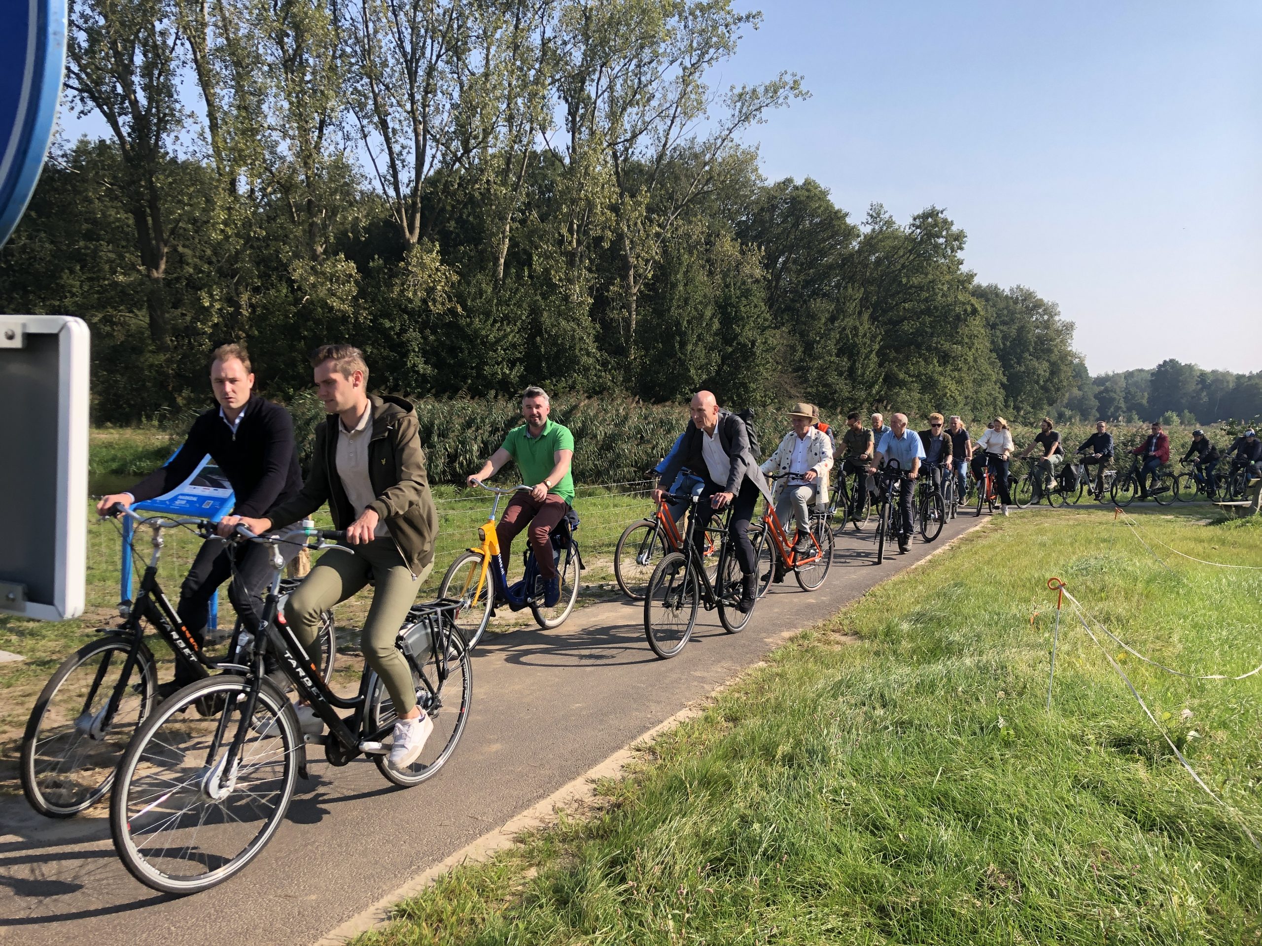 Fietstocht ter gelegenheid van oplevering Markdal-Zuid